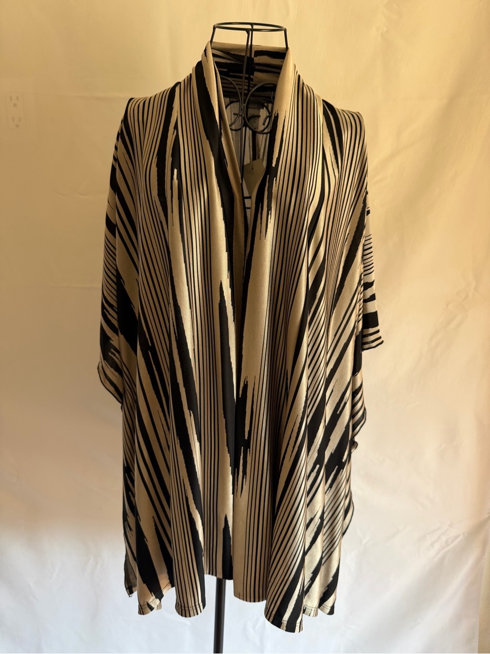 Chico's Black and Cream Abstract Stripe Open-Front Tunic